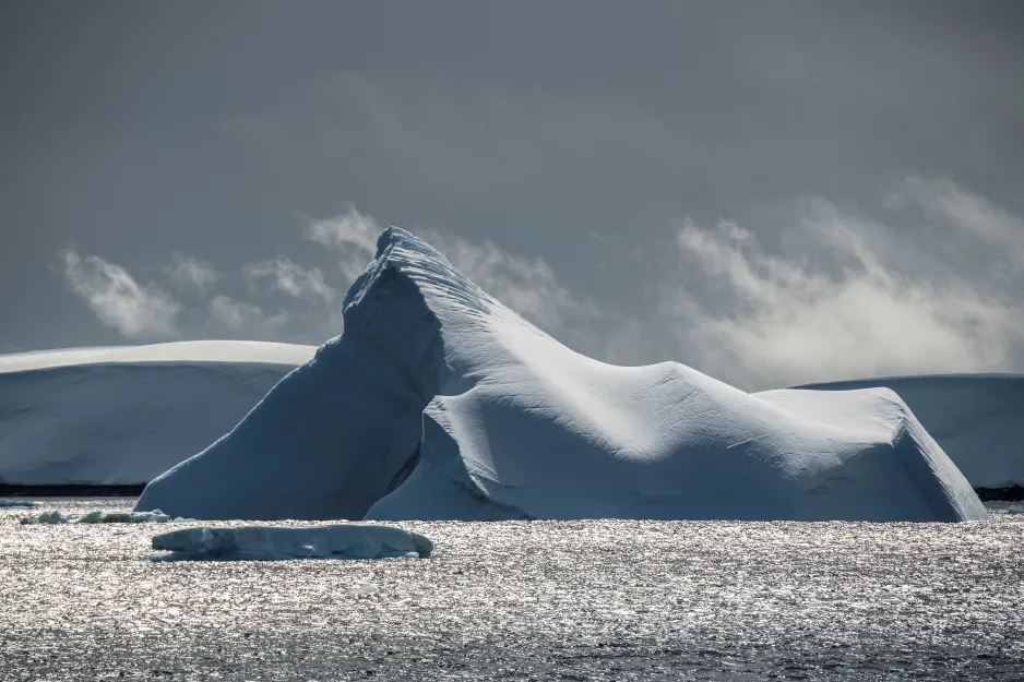 Les formes, les tailles et les couleurs des icebergs