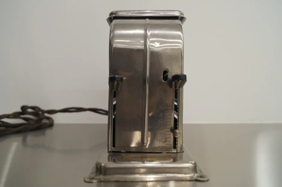 Front view of the Toastmaster, showing three knobs for adjusting toaster settings.