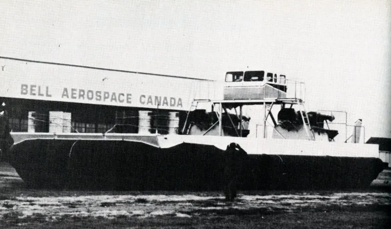 The first Bell Aerospace Model 7380 Voyageur, Grand Bend, Ontario, December 1971. Michael L. Yaffe, “Air Cushion Cargo Craft Tested in Canada.” Aviation Week and Space Technology, 20 December 1971, 58.