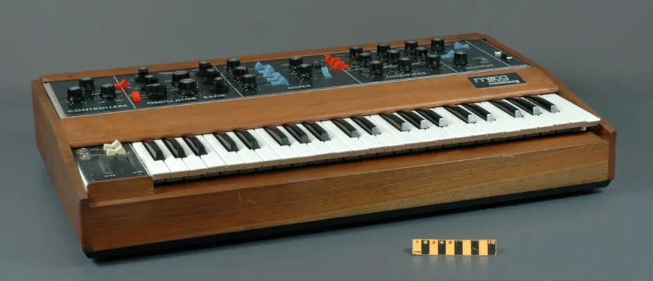 "Minimoog" Synthesizer