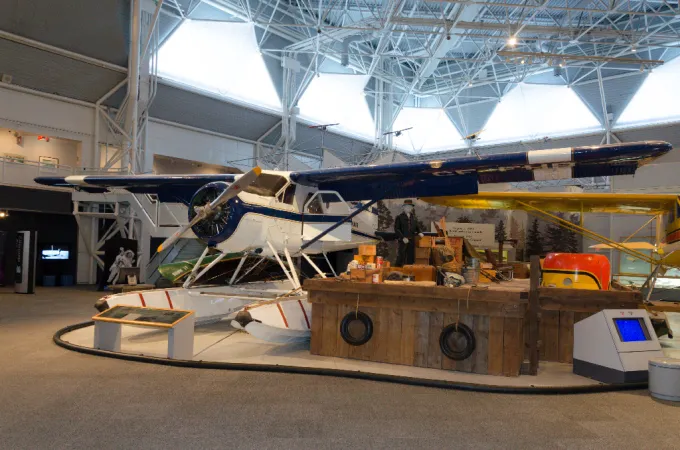 Le prototype de l’avion de brousse canadien de Havilland Canada DHC-2 Beaver en montre au Musée de l’aviation et de l’espace du Canada, Ottawa, Ontario. MAEC, deHavilland DHC-2 Beaver-005