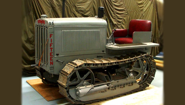 Caterpillar Model 15 Tracked Tractor