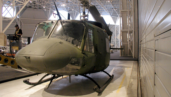 Hélicoptère CH-135 “Twin Huey” de Bell
