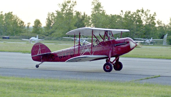 Avion 10 (GXE) de Waco