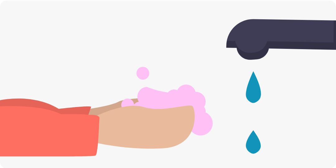 Illustration de mains couvertes de mousse de savon tenue sous un robinet avec de l’eau qui coule.