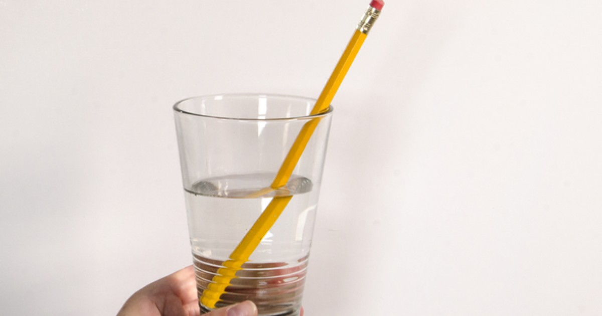 Broken Pencil Illusion | Canada Science and Technology Museum