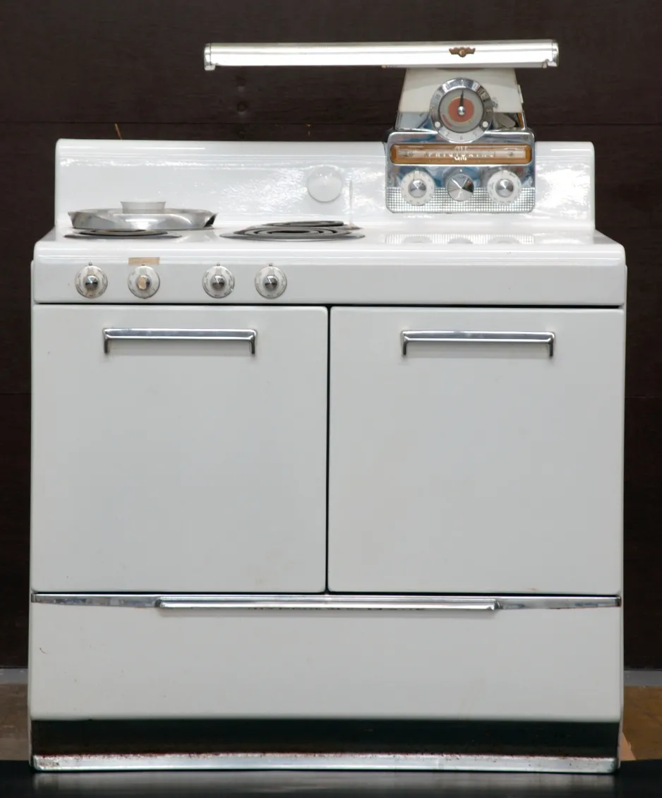 Electric range designed by Raymond Loewy, Frigidaire Home Products, late 1940s