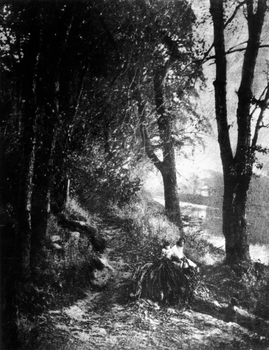Landscape, 1926. One of the earliest photographs taken by Karsh, this image won the $50 grand prize at a T. Eaton Company competition in 1926. 