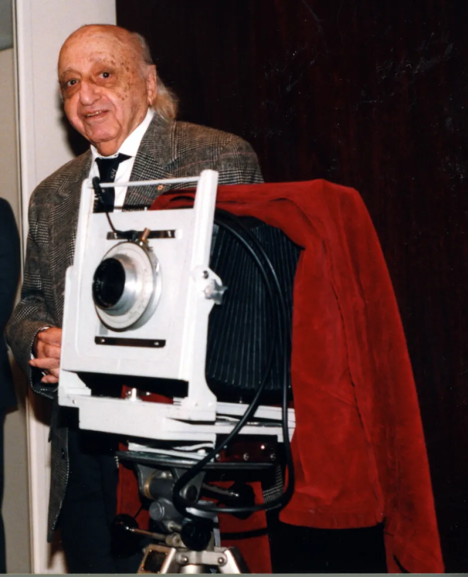 Yousuf Karsh with his camera during a donation ceremony at the Canada Science and Technology Museum, 17 April 1998 
