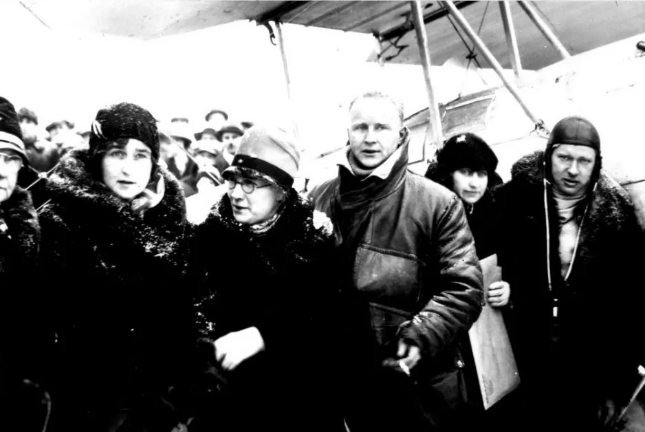 Wop May (right) and Vic Horner (left) on return from Mercy Flight 
