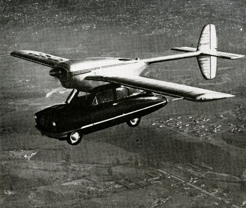 Le premier prototype de la voiture volante Consolidated Vultee Modèle 118. Anon., « Fly it… or drive it. » Skyways, septembre 1948, 25.
