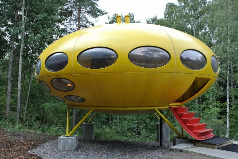 A typical Futuro house on display at the Espoon Modernin Taiteen Museo, Espoo, Finland, August 2013. Wikipedia.