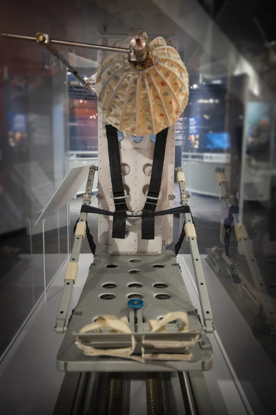 Le traîneau spatial utilisé par Roberta Bondar