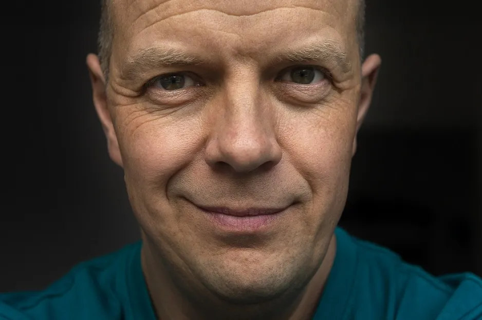 A close-up of photographer Vlad Dumitrescu's face.