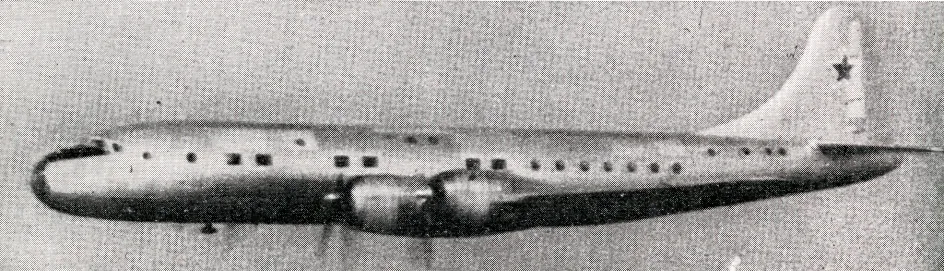 Le seul et unique avion de transport Toupolev Type 70. Anon., “Russian B-29 version.” Aviation Week, 2 février 1948, 12.