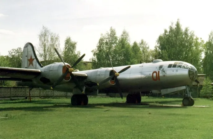 A Tupolev Tu-4 on display at the Tsentral'niy Dom Aviatsiya i Kosmonavtika, Monino, near Moscow. https://en.wikipedia.org/wiki/Tupolev_Tu-4 