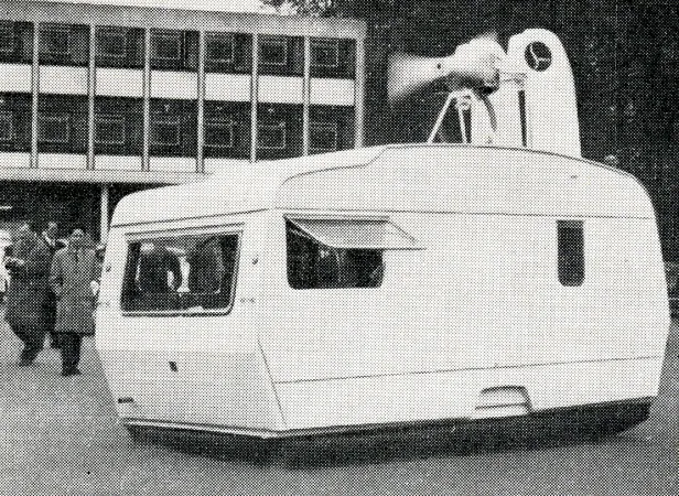 La seule et unique roulotte à coussin d’air Caravans International Hover-Sprite, Londres, Angleterre. Anon., “International News.” Air-Cushion Vehicles, janvier 1969, 9.