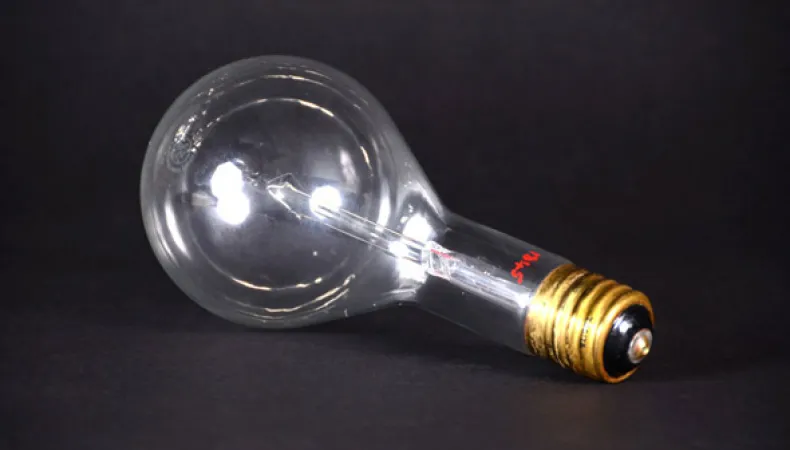 General Electric Co. "Edison Mazda" Light Bulb