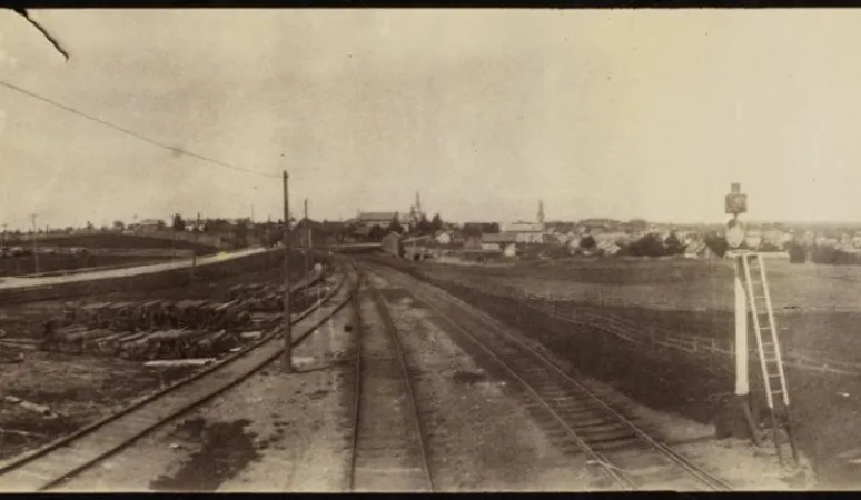 View along the rail line, Fergus, Ontario, ca. 1886–1887. Source: Library and Archives Canada/e010865831