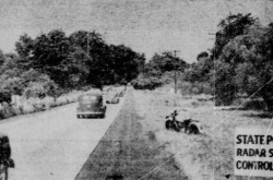 La section de route surveillée par le radar de vitesse de la Connecticut State Police, près de Glastonbury, Connecticut. Anon., “L’actualité en images – Pièges à comboys.” La Patrie, 16 février 1949, 14.