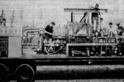 L’irradiateur mobile de démonstration monté par Énergie atomique du Canada Limitée. Anon., « Boon to Canadian potato industry. » Saskatoon Star-Phoenix, 21 octobre 1961, 6.