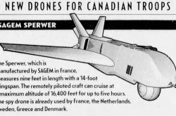 Une vue d’un aéronef sans pilote tactique SAGEM Sperwer générique / typique. Chris Wattie, « Army buys spy drones for Afghan mission. » National Post, 8 août 2003, 4.